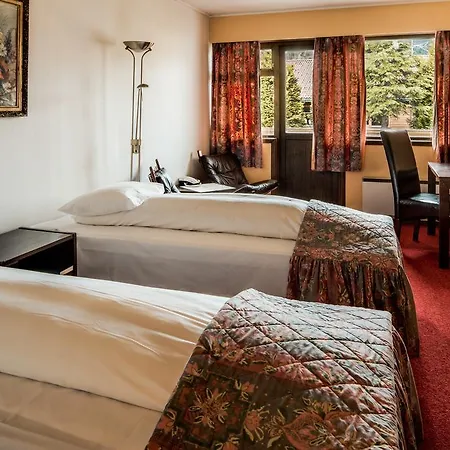 Sande Hotel Sande (Gaular)